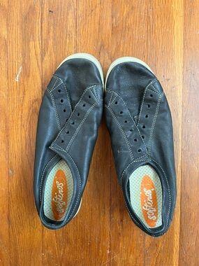 Softinos by Fly London Isla Sneakers